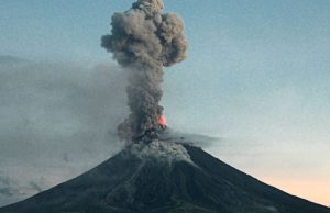 Philippine authorities warn of bigger eruption as Mayon activity intensifies Mt. Mayon volcano 2nd explosion again this morning at 7:30