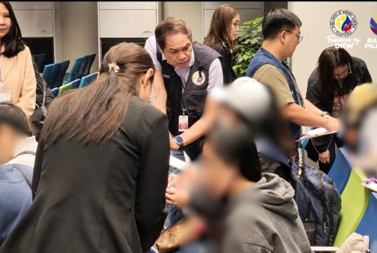 24 Filipino Workers Freed From Russian Detention After Marcos-Putin Meeting 24 repatriated overseas Filipino workers (OFWs) from Russia