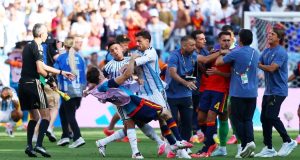 World Cup Finals: Argentina’s Disruptive Strategy Collapsed Against Spain’s Brilliant Football Masterclass Argentina player punches Spain star in the face after FIFA World Cup final loss