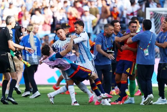 World Cup Finals: Argentina’s Disruptive Strategy Collapsed Against Spain’s Brilliant Football Masterclass Argentina player punches Spain star in the face after FIFA World Cup final loss